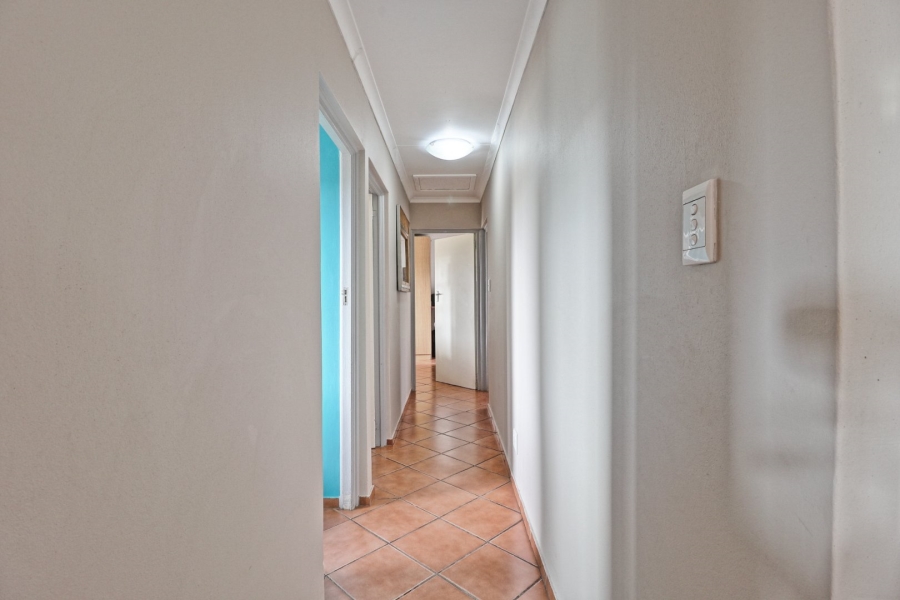 3 Bedroom Property for Sale in Hartenbos Heuwels Western Cape